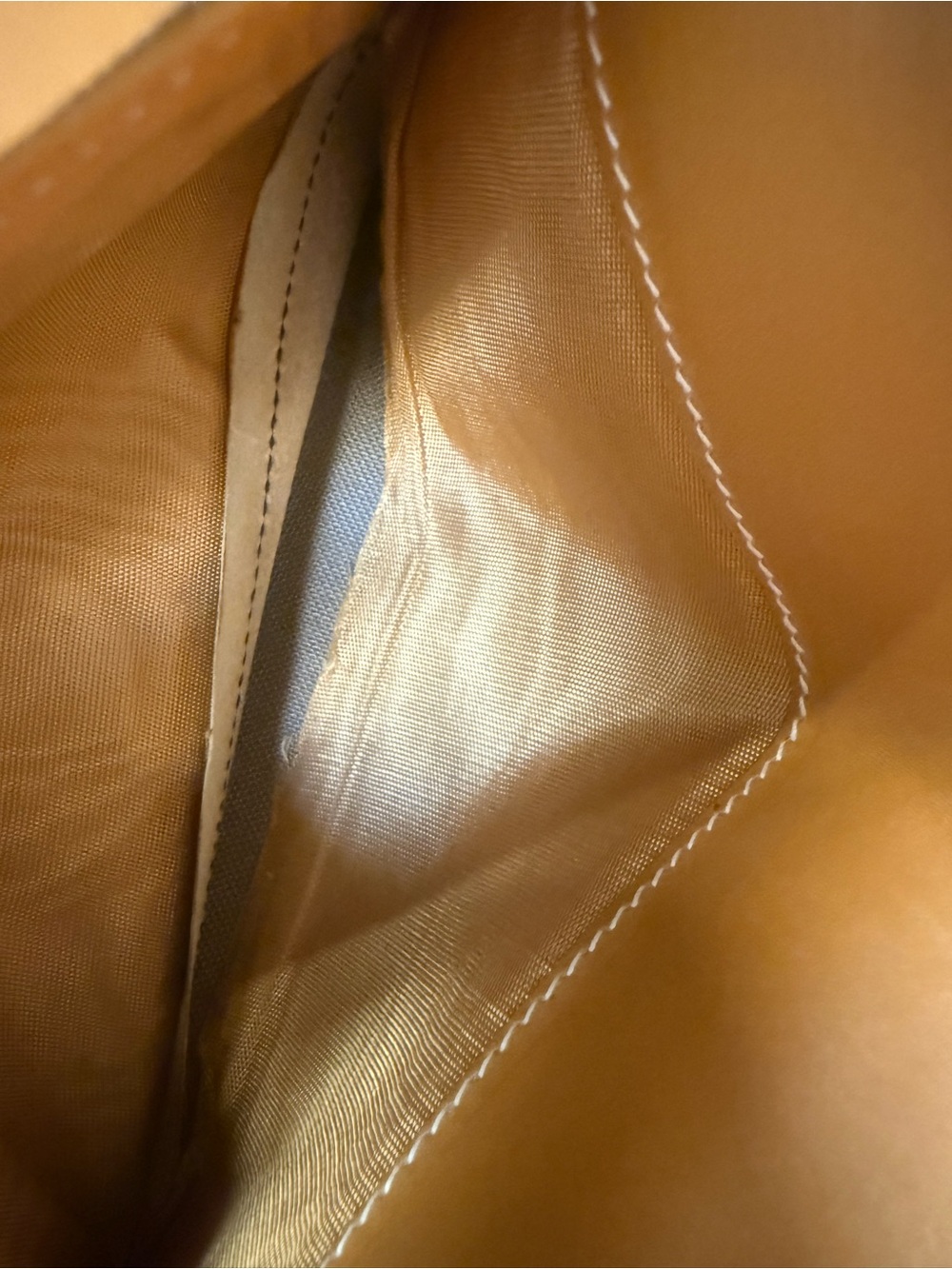 Vintage Gucci Wallet - Picture 9 of 10